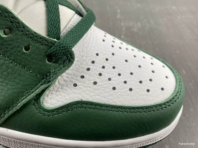 HYPE Green Air OG 1 High DZ5485-303 Gorge Jordan 0823